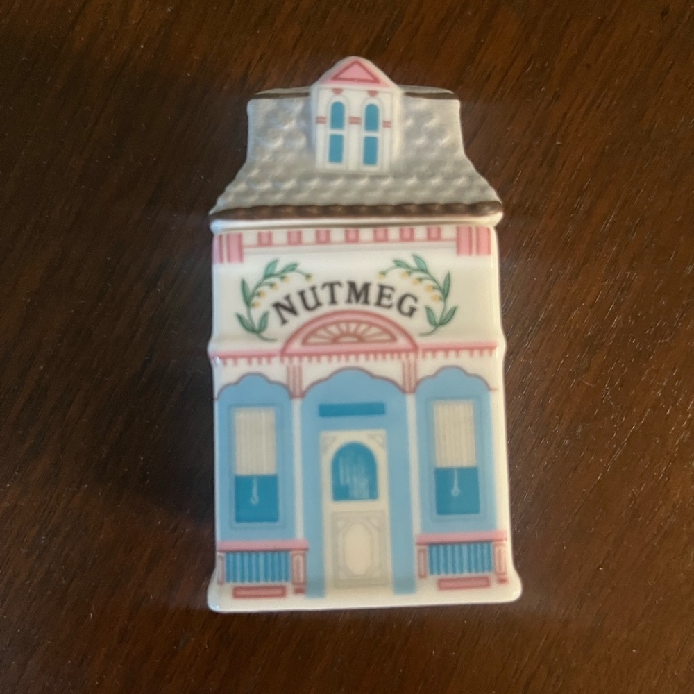 Lenox Nutmeg Spice House—2024